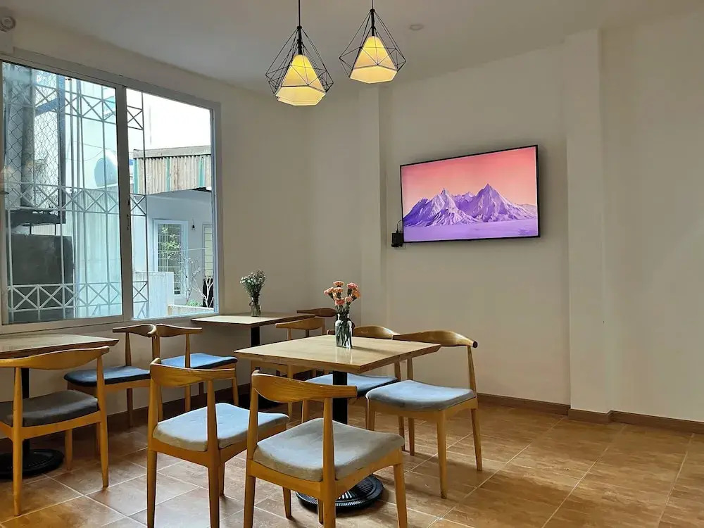Urban Slumber Hostel