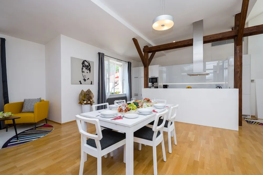 EMPIRENT Park Apartments
