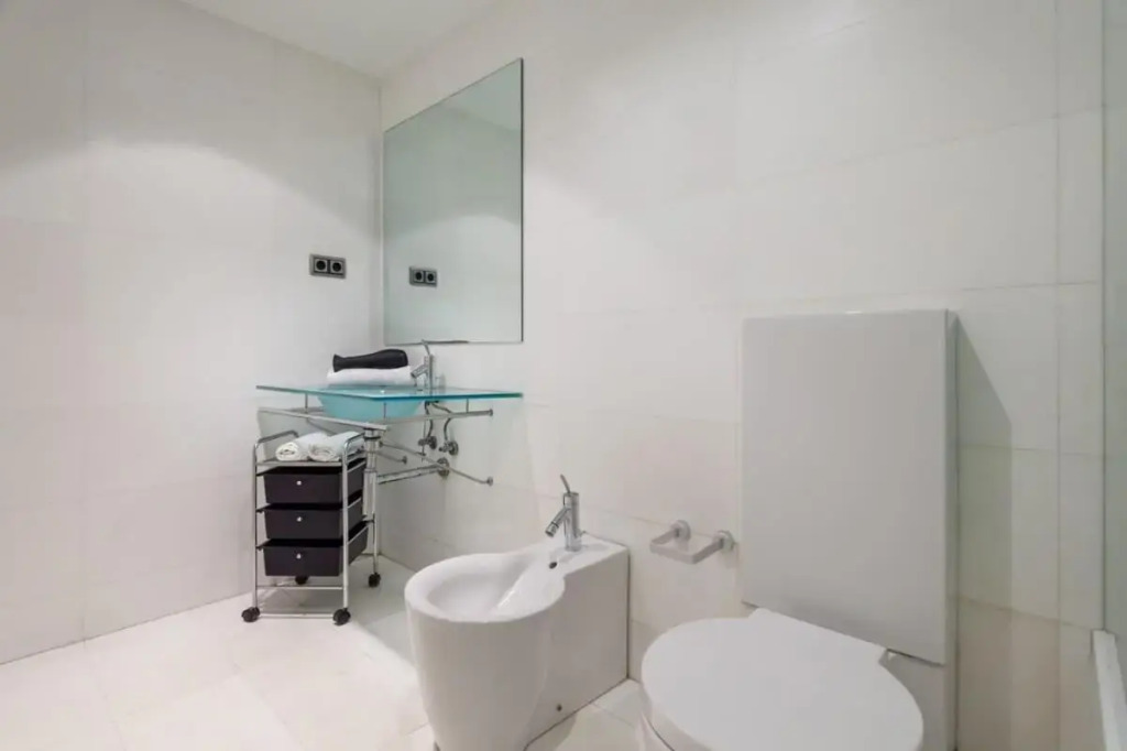Plaça Catalunya Breathtaking 3bedroom Duplex with balcony