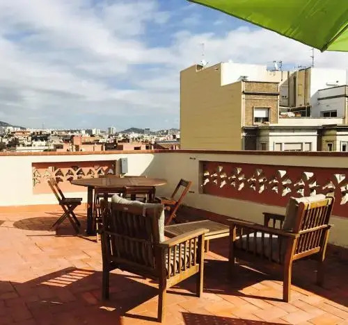 Feel at Sants Apartments
