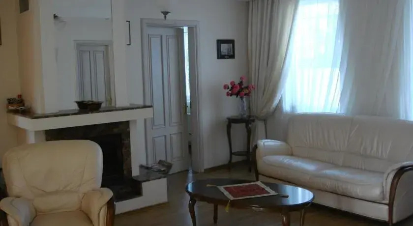 Family House Majori