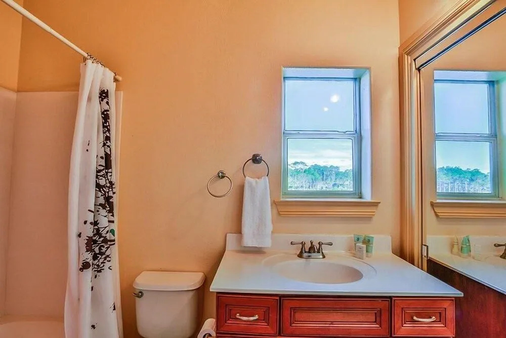 LILLY PAD 3 Bedroom Holiday Home by Five Star Properties