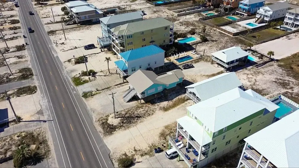 Charming 3br/2ba Boho Beach Cottage in Gulf Shores