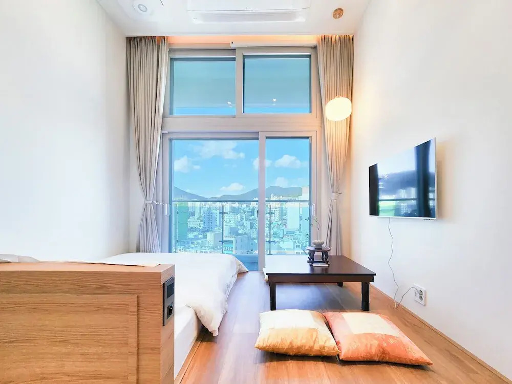 Paramion Hotel