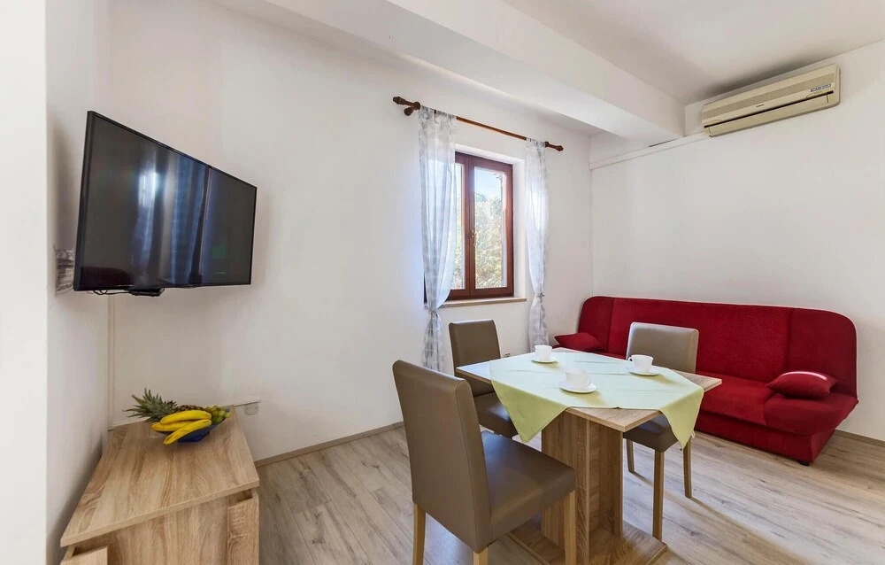 Amazing Apartment in Rovinj With Wifi