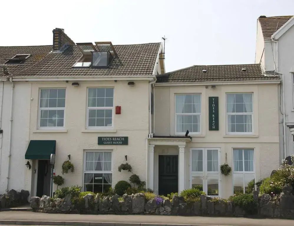 Tides Reach Guest House