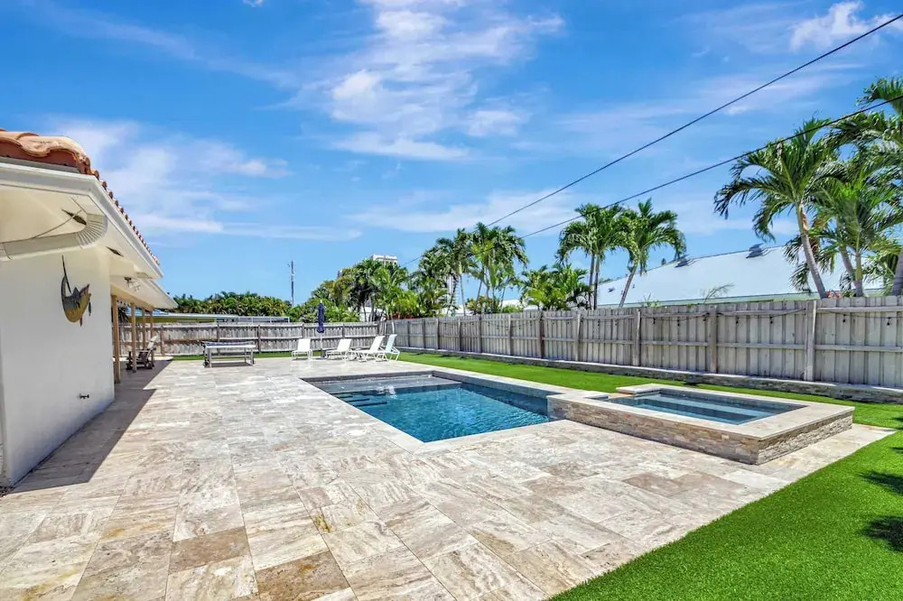 Dolphin Villa - Private Pool
