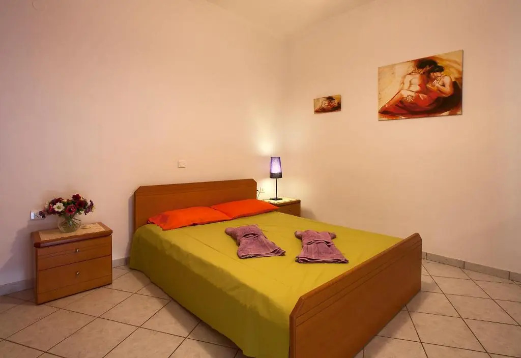 Drimouras Apartments