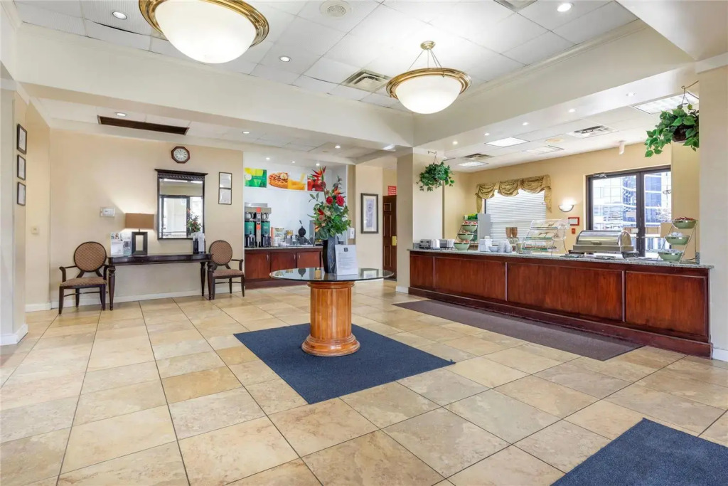 Suburban Studios Tysons Corner