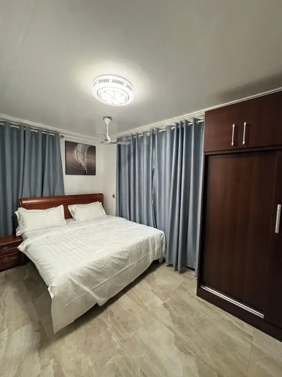 Ridgeway Apartments