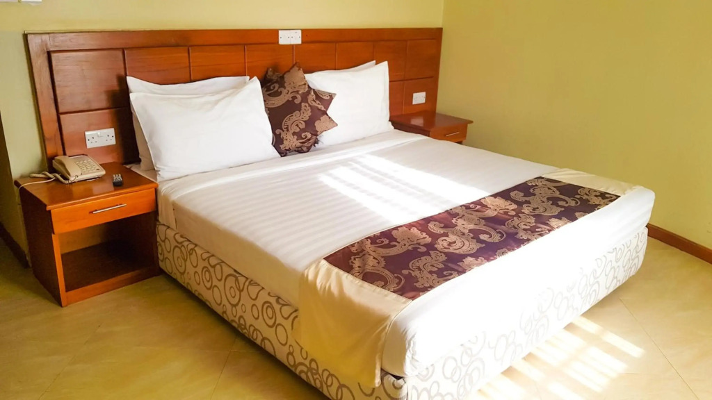 Masailand Safari & Lodge