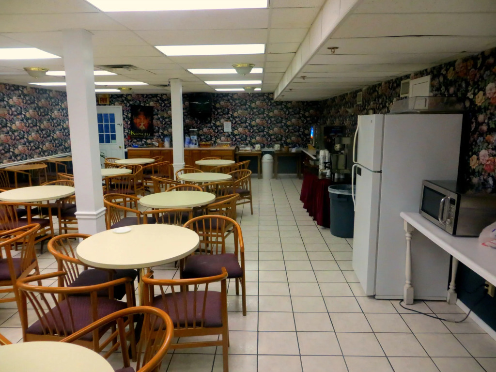 SUNSET INN