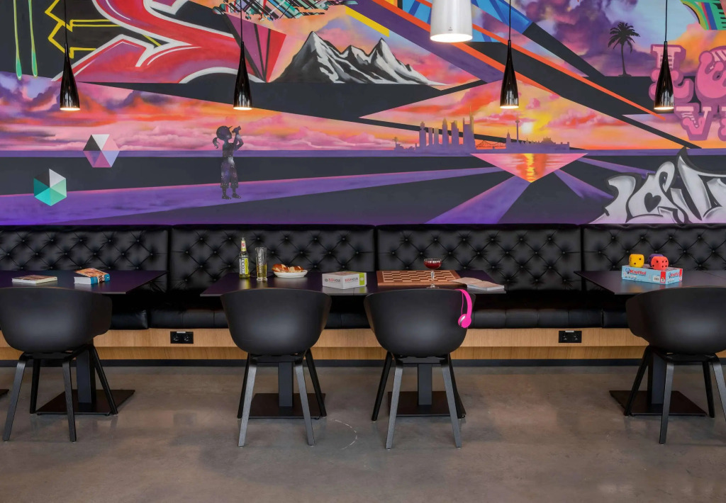Moxy Frankfurt Airport