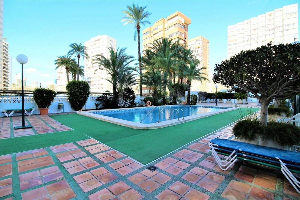 Los Gemelos 20 - Aloturin Benidorm