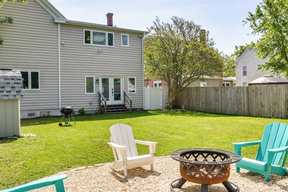 Family-friendly Cambridge Home w/ Fire Pit!