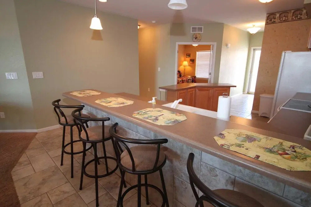 Lands End 218 - 3 Br Condo