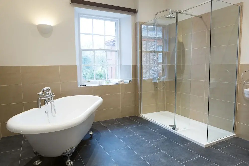 Stylish Apartment with Magnificent Views of Cumbrian Countryside