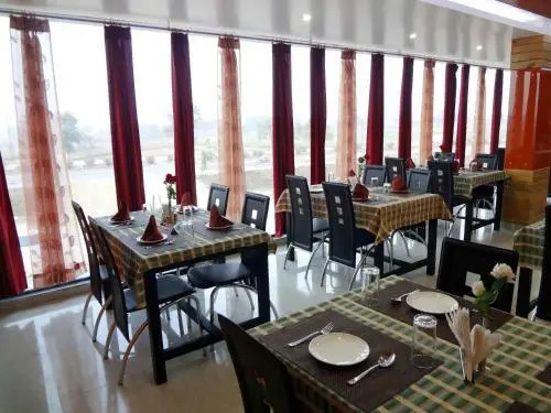 Hotel Vaishnavi Heights