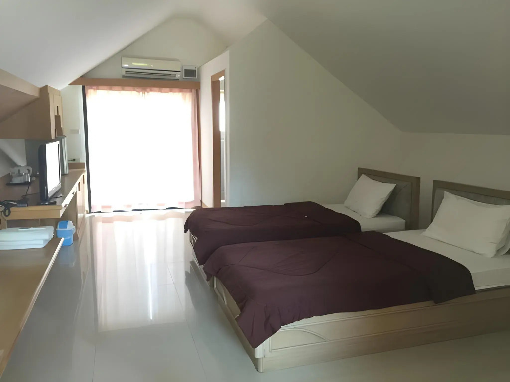 DNA Super Ozone Resort KhaoYai