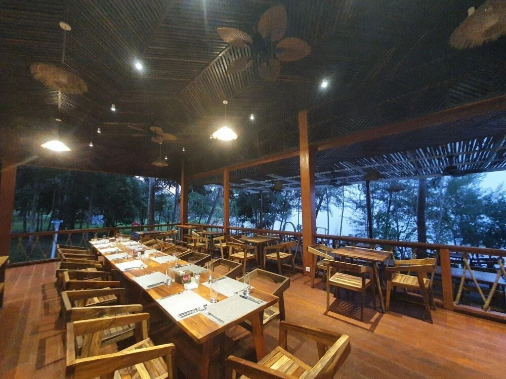 DG ROYAL Resort