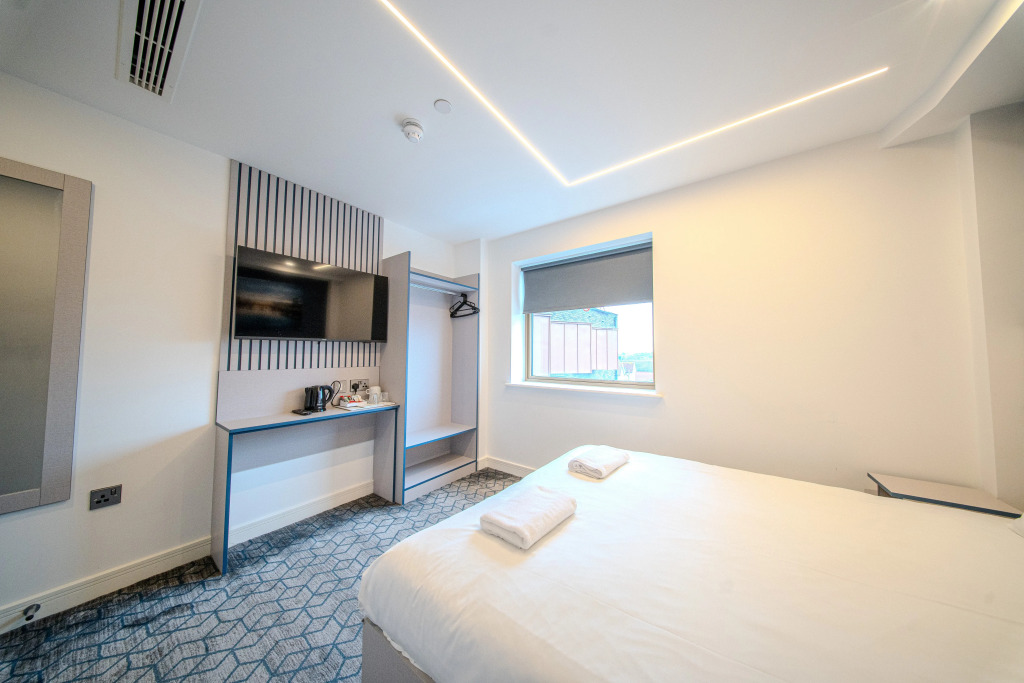 Ilford Grand Hotel