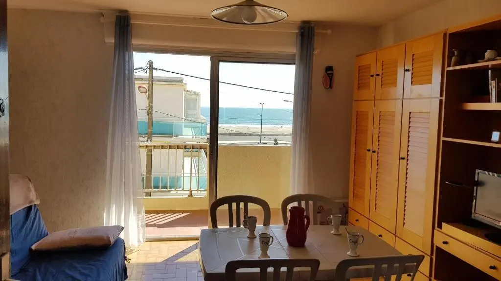 ROC 7 NARBONNE-PLAGE: Appartement studio cabine vue mer