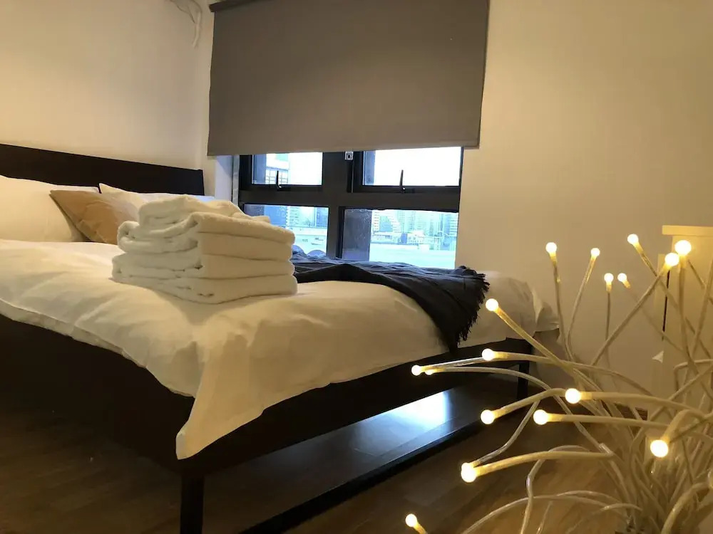 Henry's Apartment- Executive 717