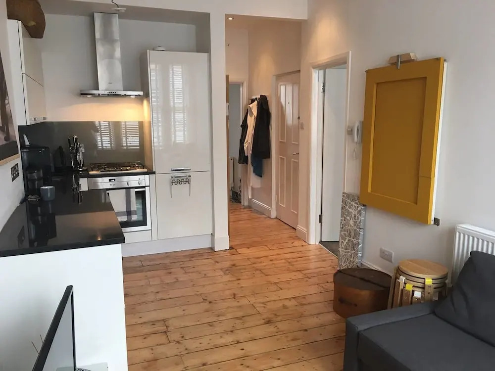 Modern 2bed in Brook Green/ Olympia