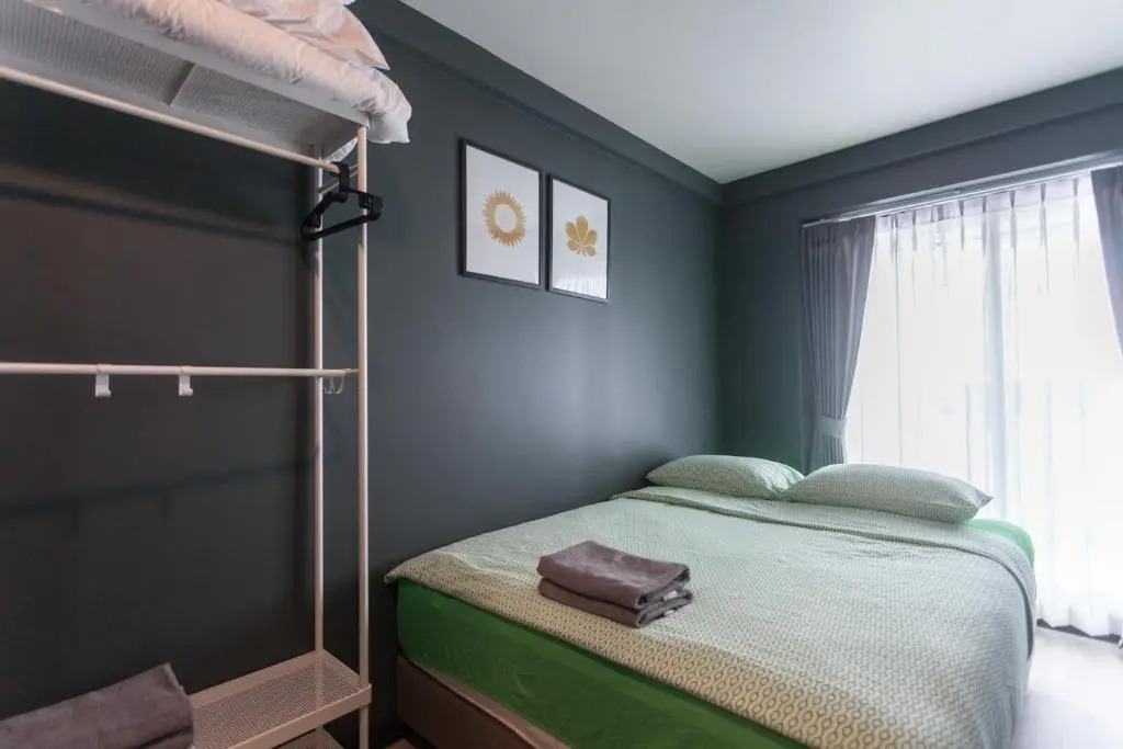 Silom 2 Bedrooms BTS S6