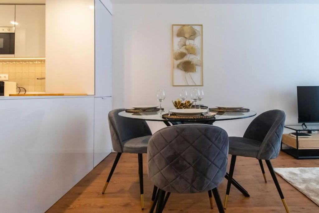 Stunning Apartment w/ Free Parking by LovelyStay