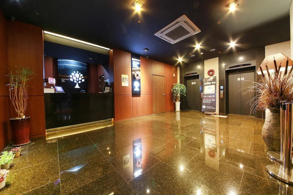 Uijeongbu Latree Hotel