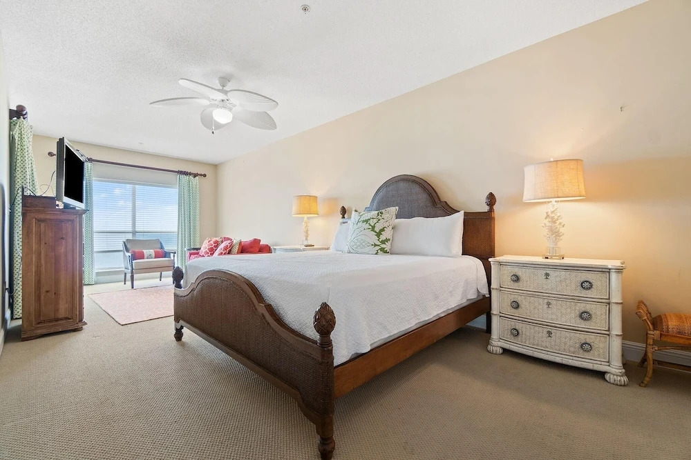 Riviera Dunes 201