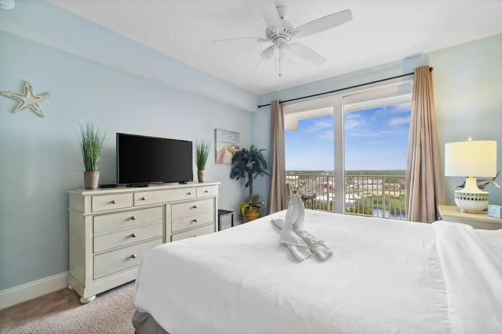 Laketown Wharf 1331