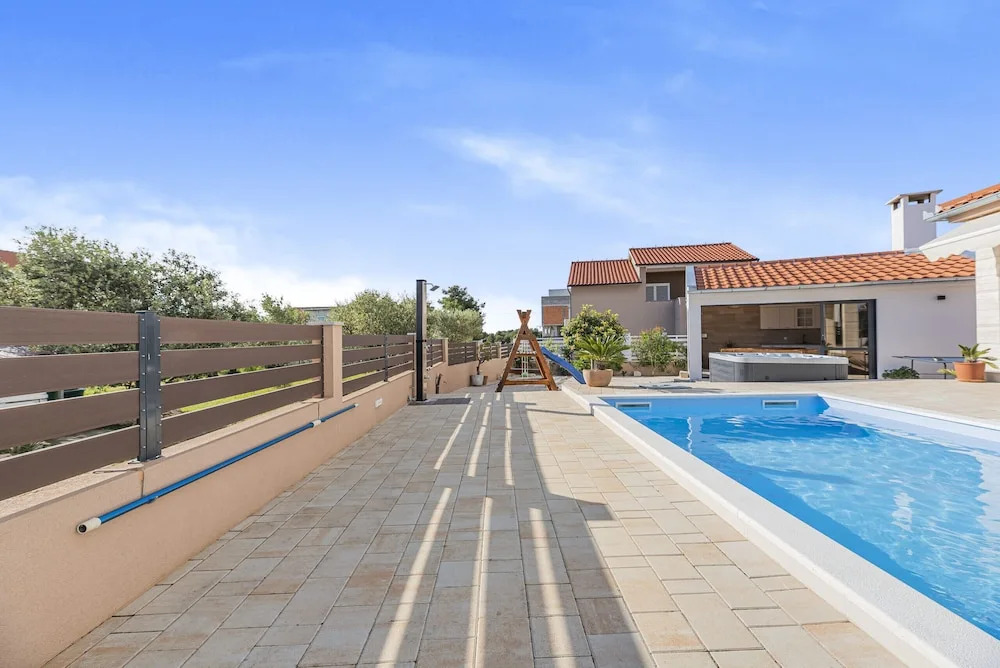 Villa Kunfin ZadarVillas