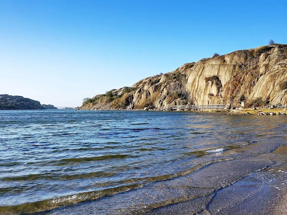 6 Person Holiday Home in Hamburgsund