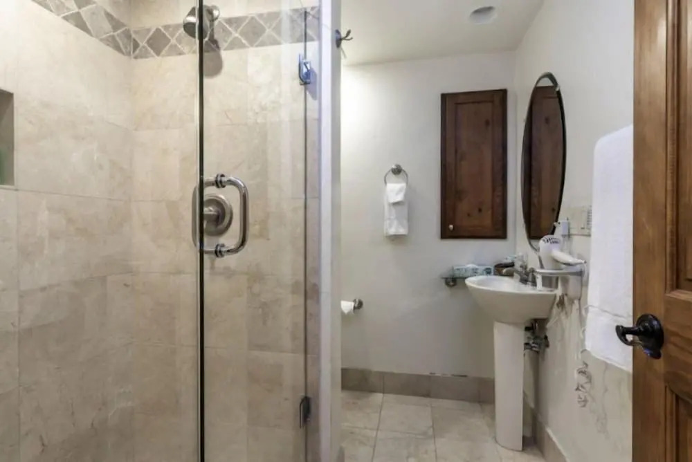 3 Bedroom In Lionshead Village At The Antlers