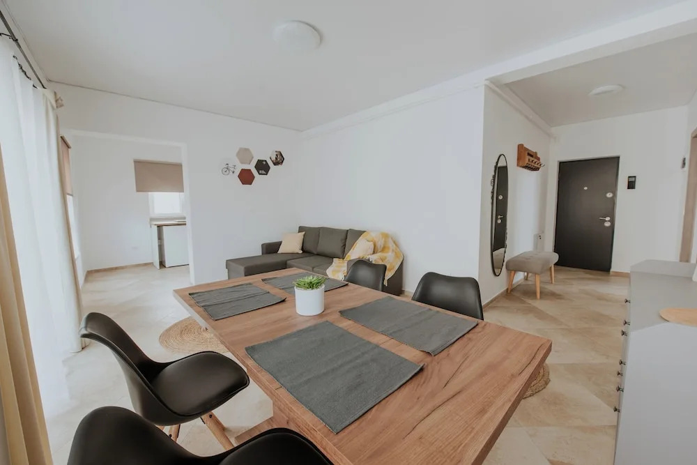 THE NOOK APARTHOTEL