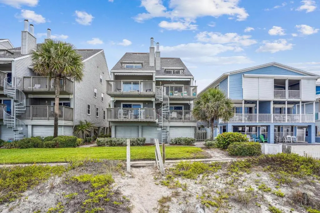 Pelican Pointe 3B