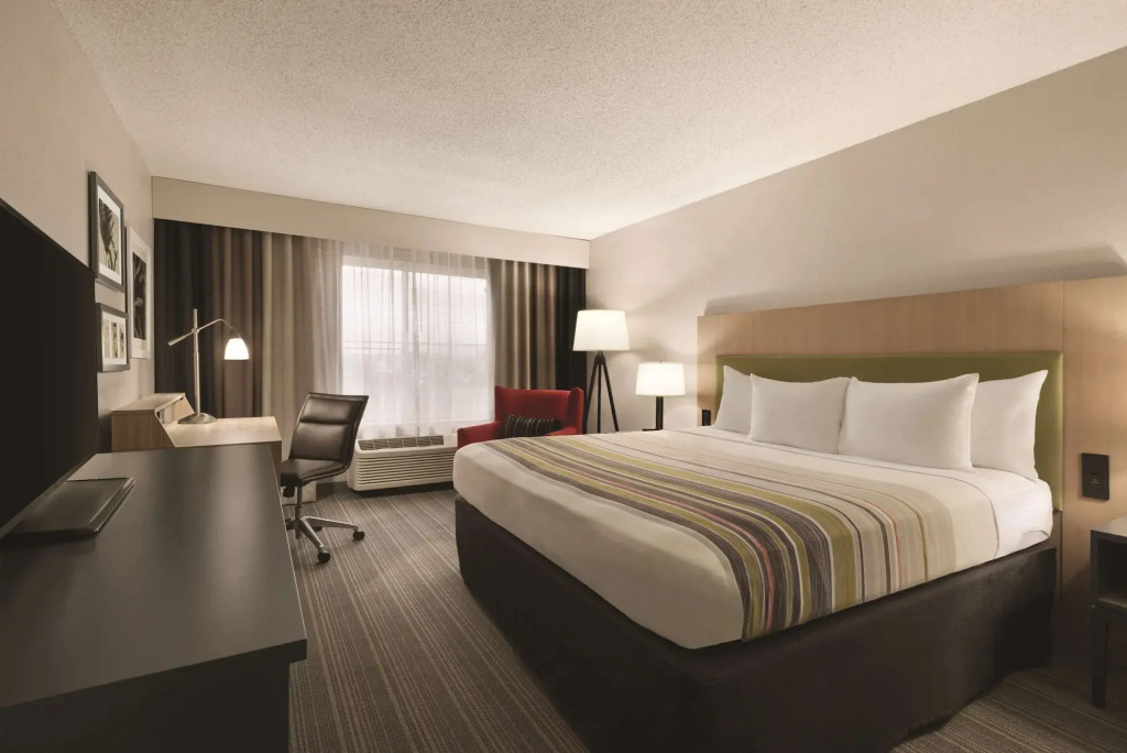 Country Inn & Suites by Radisson, Indianapolis South, IN