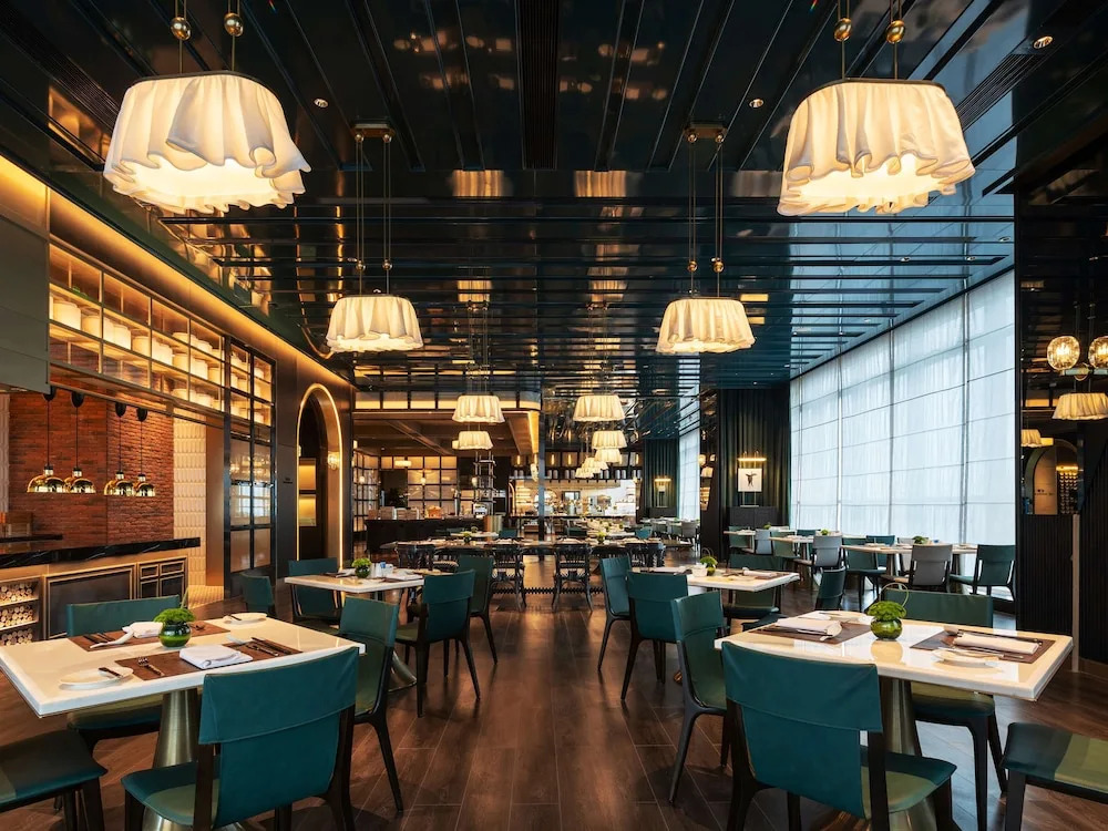 Отель The Langbo Chengdu