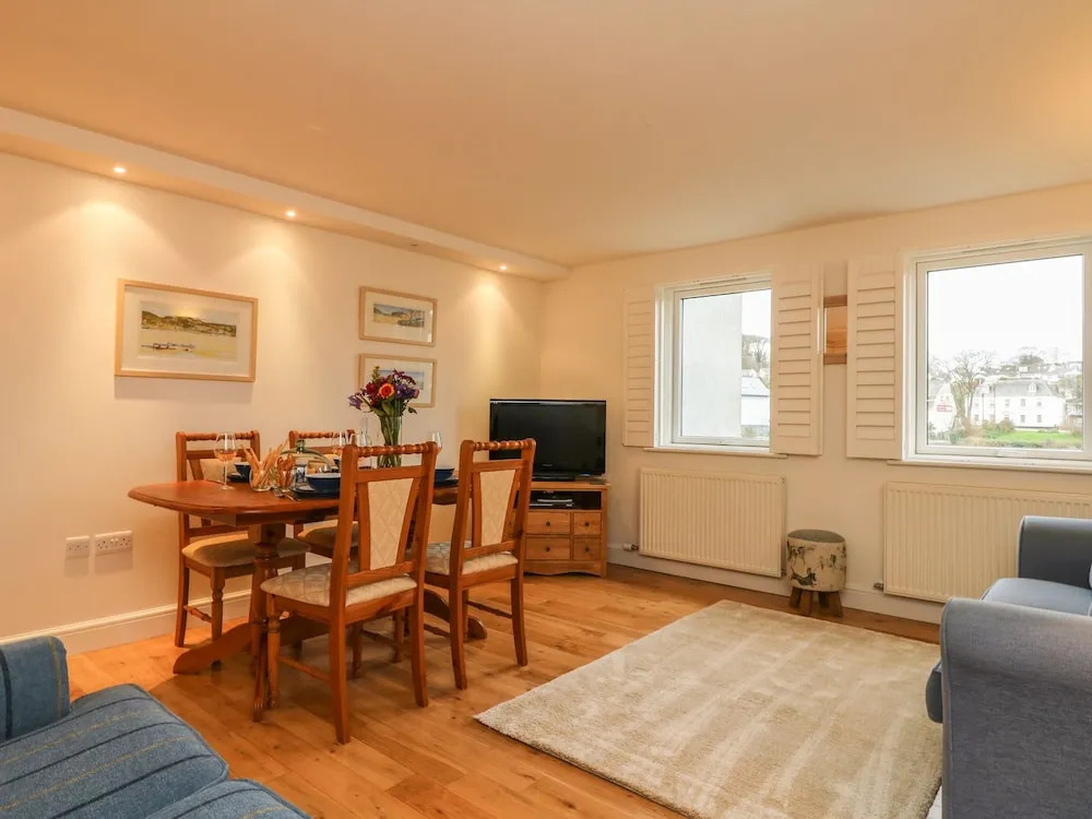 Harbour House Apartment