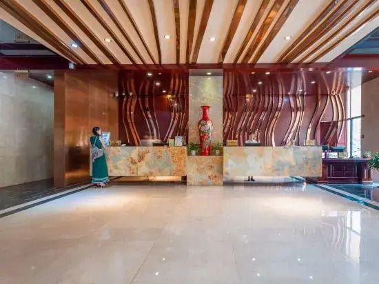 Royal Hotel