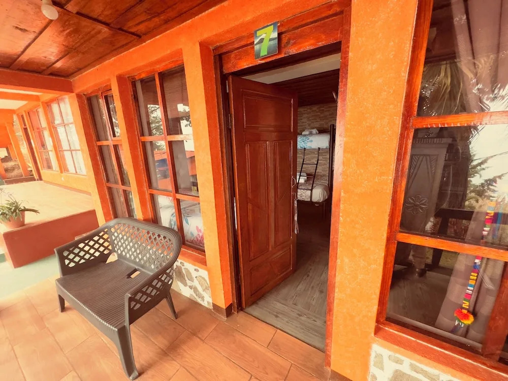Hanna Suites