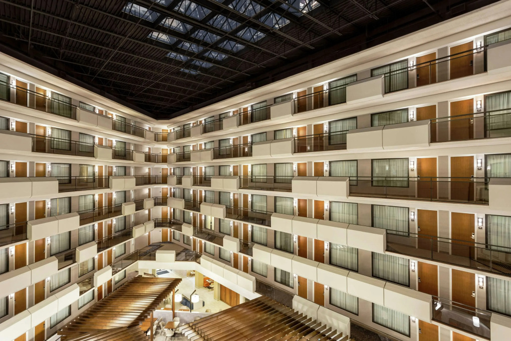 Embassy Suites by Hilton Kansas City Overland Park