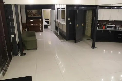 Lama Guest House