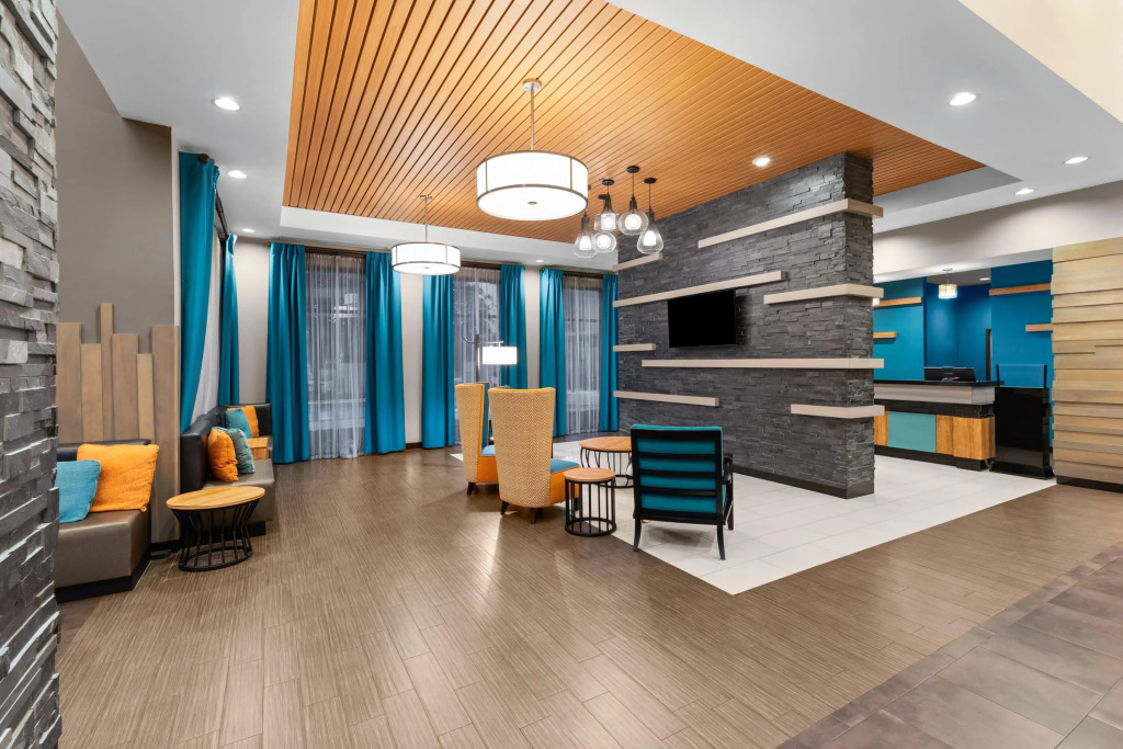 Heritage Inn & Suites San Antonio Airport, Trademark Wyndham