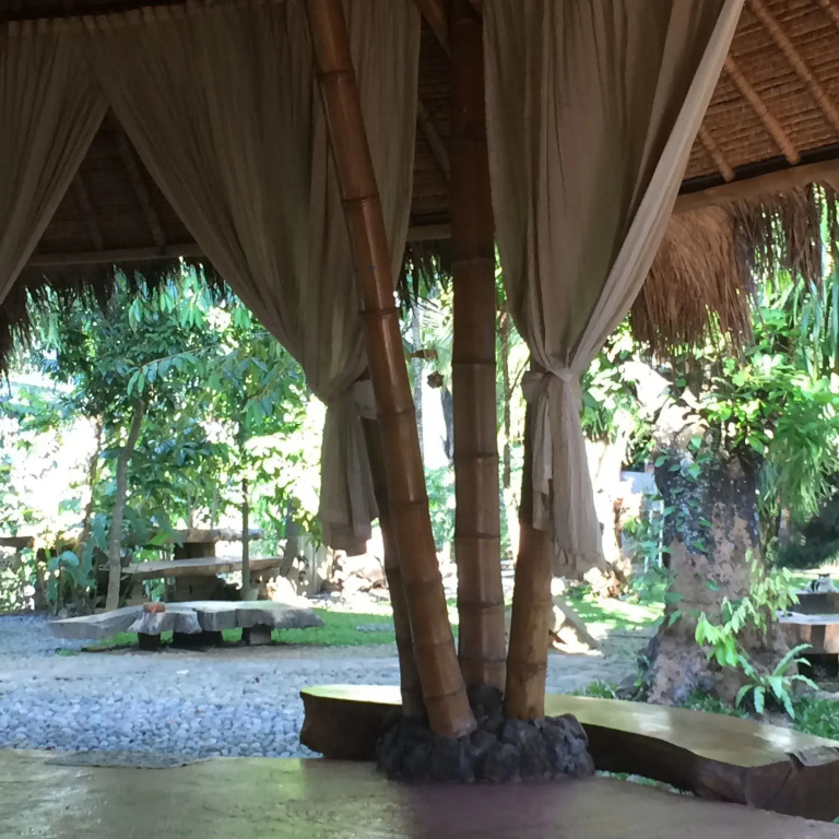 Omunity Bali