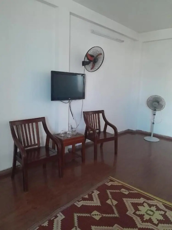 Au Viet Hotel Long Bien- by Bay Luxury