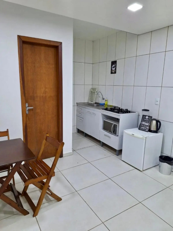 Kitnet 1 mobiliada no centro de Torres a 600m da Praia Grande
