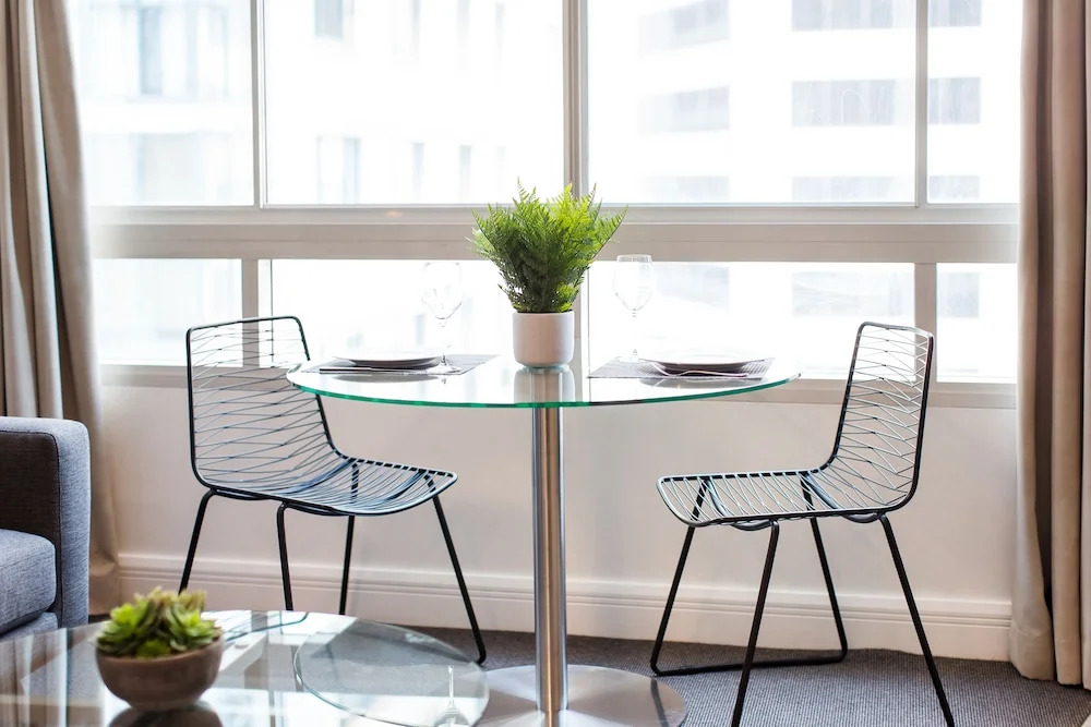 Sydney CBD Studio Apartment 1704 KNT